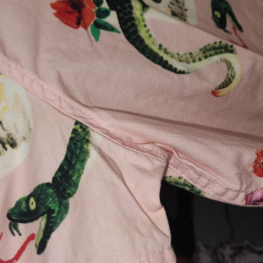 Stussy Pink Shirt with Snakes & Skulls  Print - Mens S/P - Picture 5 of 6